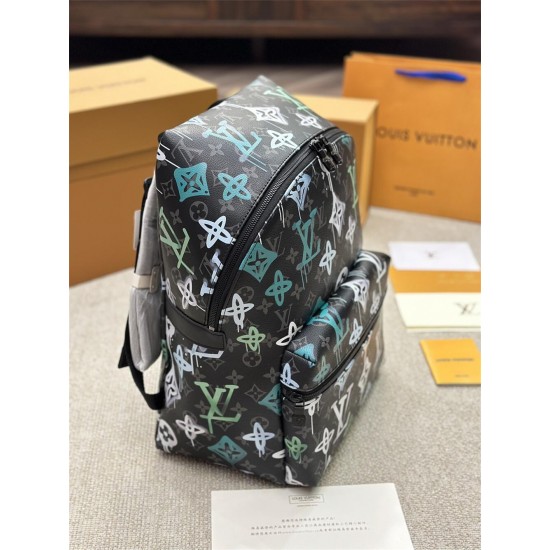 LV Men's Discovery Monogram Backpack