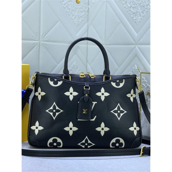 LV TRIANON Handbag