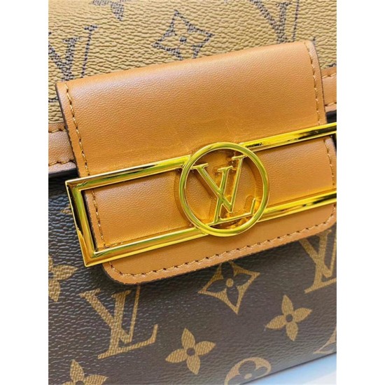 LV Pochette Metis Handbag 2023 Runway Edition